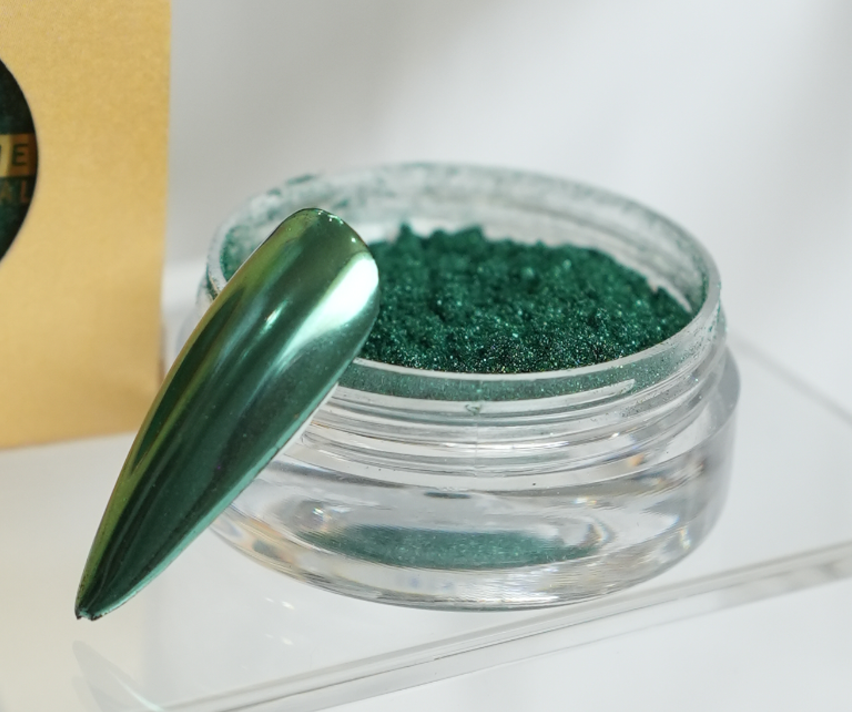 Metallic Chrome -Slithering Glow